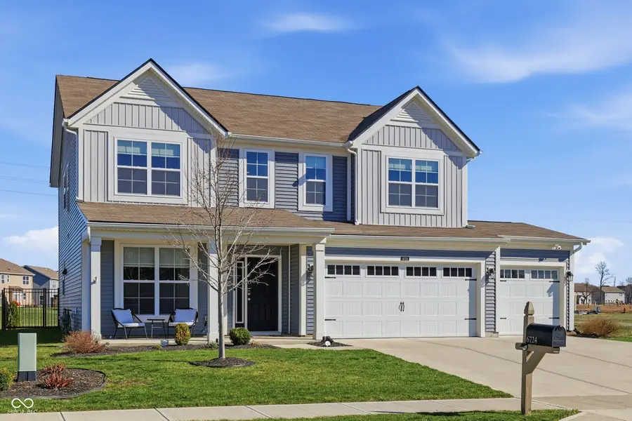 6724 Red Barn Drive, Whitestown, IN 46075 - #2