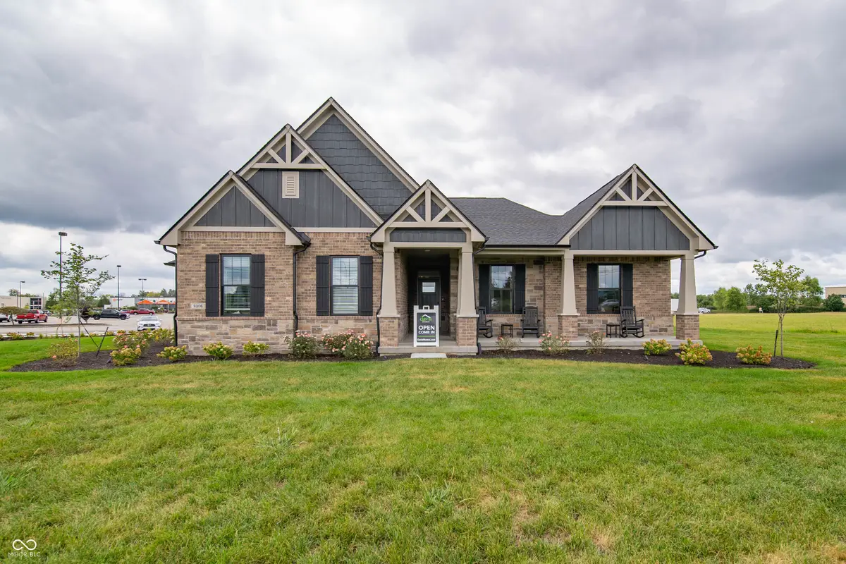 2587 Grey Fox Drive, Martinsville, IN 46151 - #1