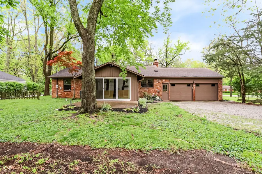 3301 Melbourne Circle S, Indianapolis, IN 46228 - #3
