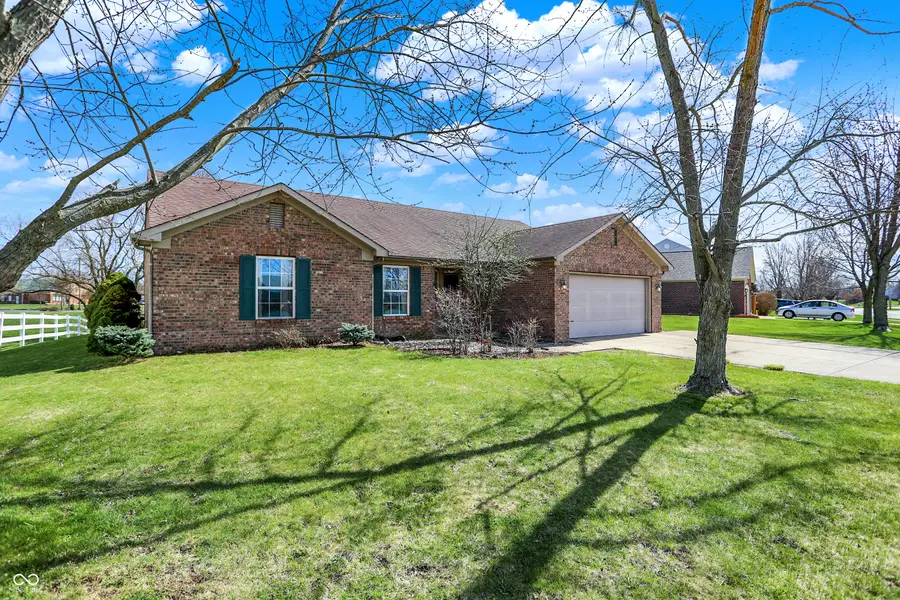 731 Franklin Lakes Boulevard, Franklin, IN 46131 - #2