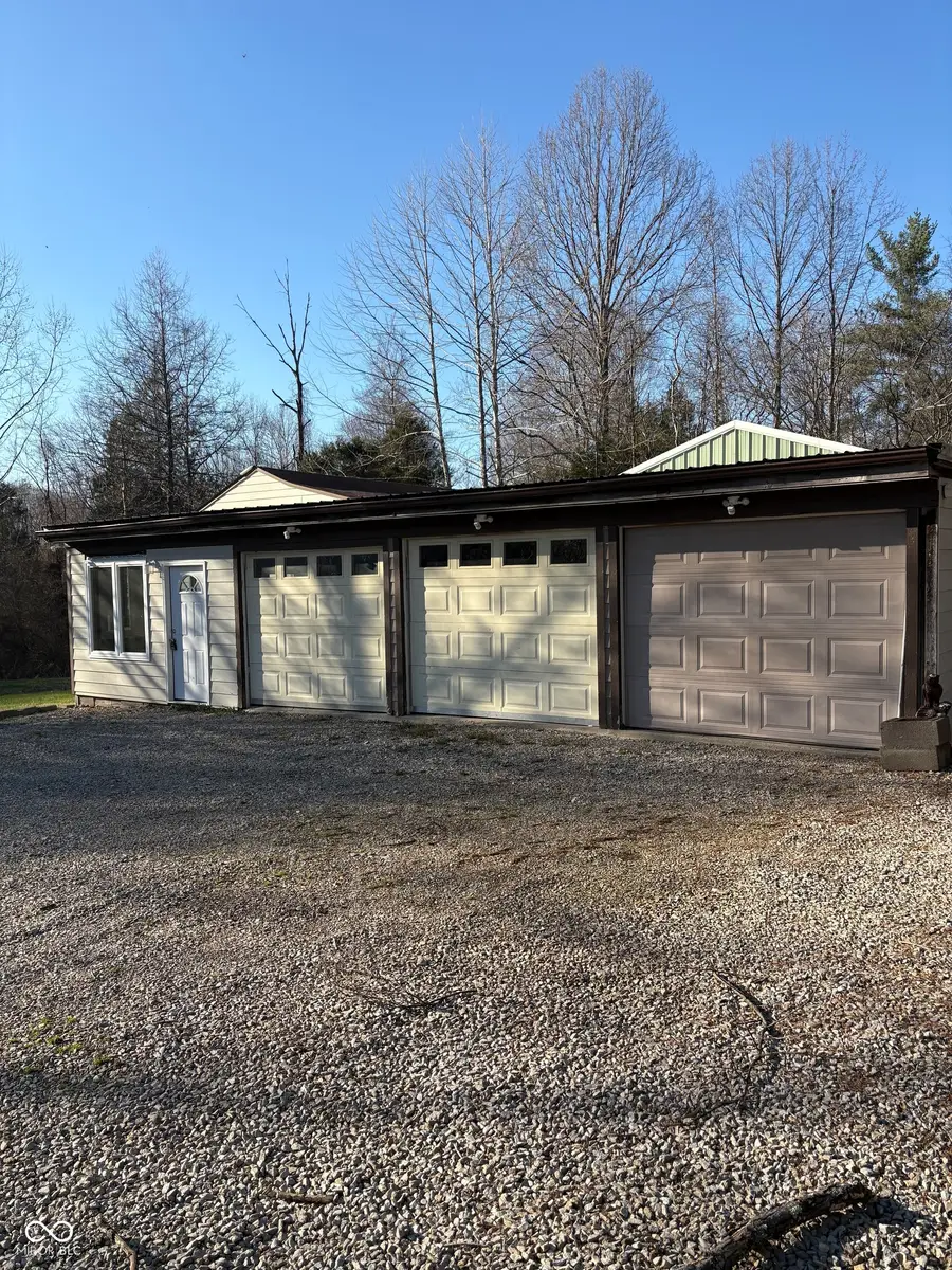5940 S Poplar Grove Road, Columbus, IN 47201 - #2