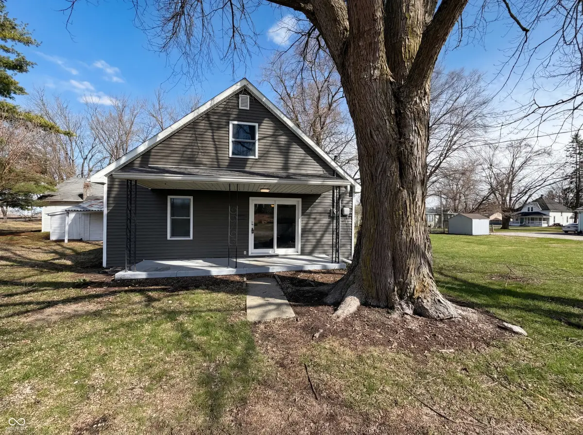 740 1/2 N Main Street, Tipton, IN 46072 - #1