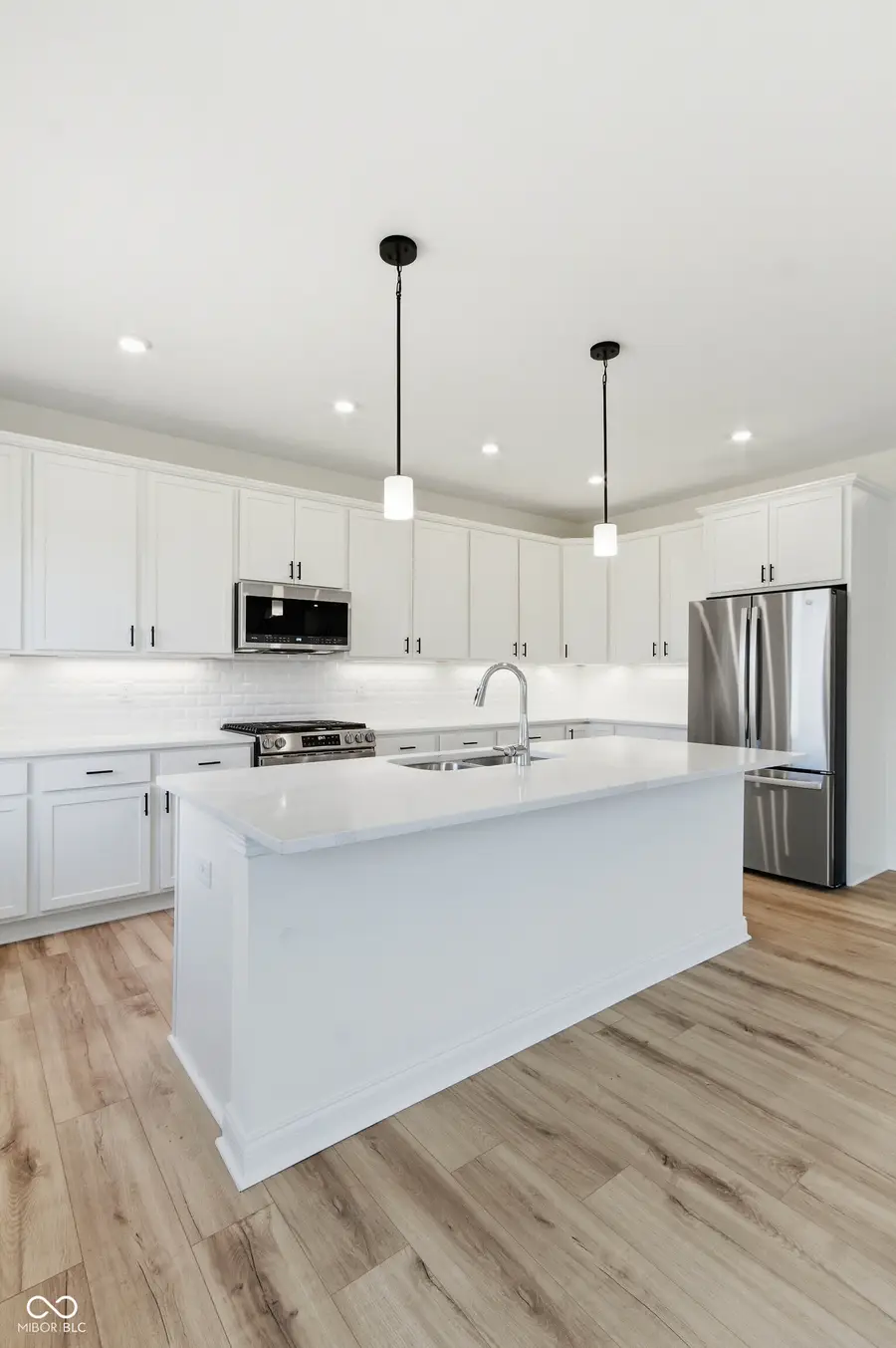 656 Jefferson Valley, Coatesville, IN 46121 - #3