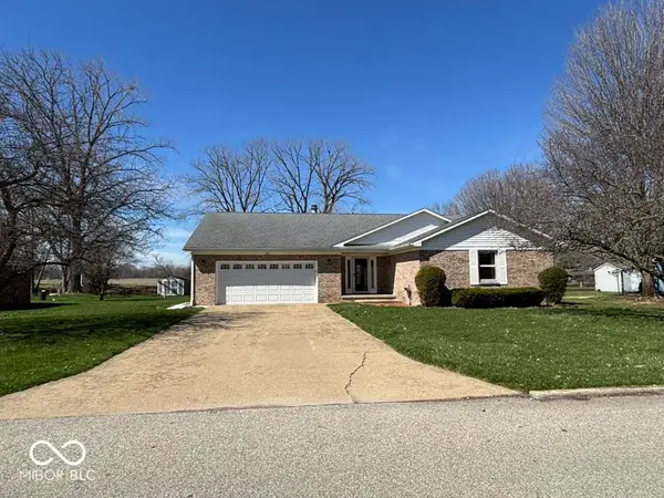 321 S Locust Drive, Morristown, IN 46161