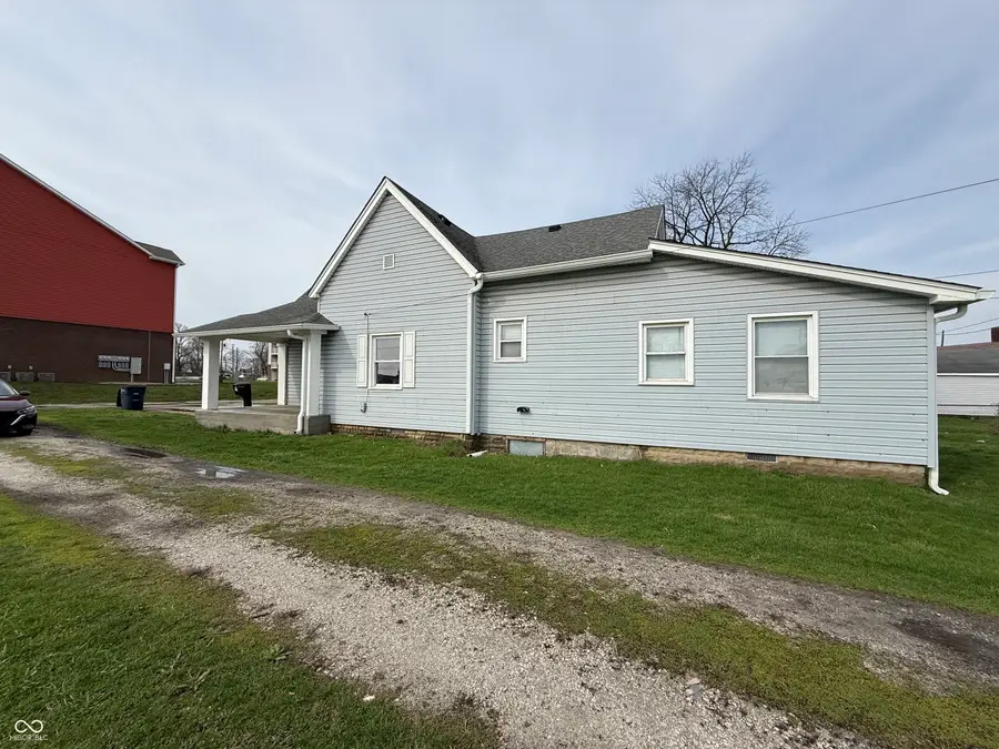 1636 S B Street, Elwood, IN 46036 - #3