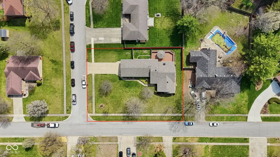 1373 Echo Bend Street, Greenwood, IN 46142 - #2