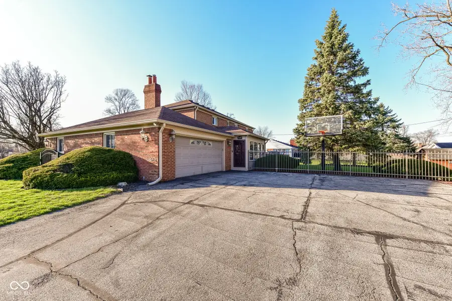 5319 Brendonridge Road, Indianapolis, IN 46226 - #2