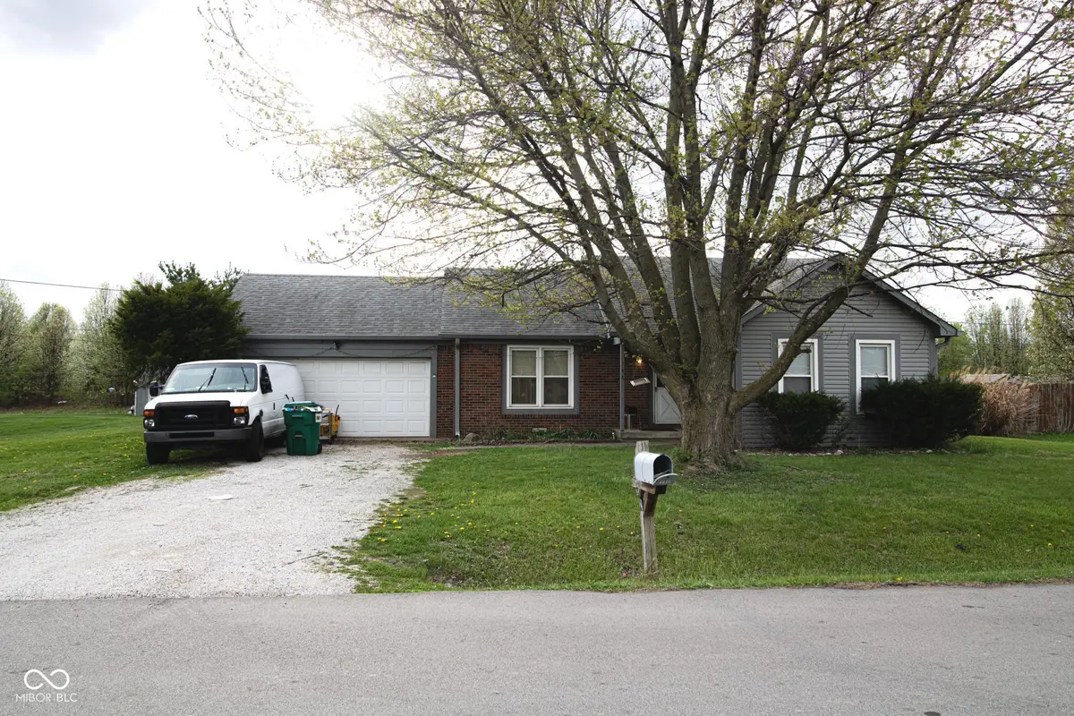 146 Shelton Drive, Avon, IN 46123 - #1