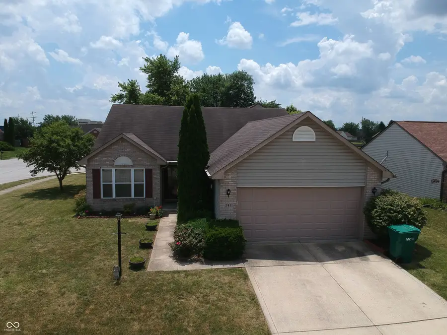 291 Lakemoore Street, Brownsburg, IN 46112 - #3