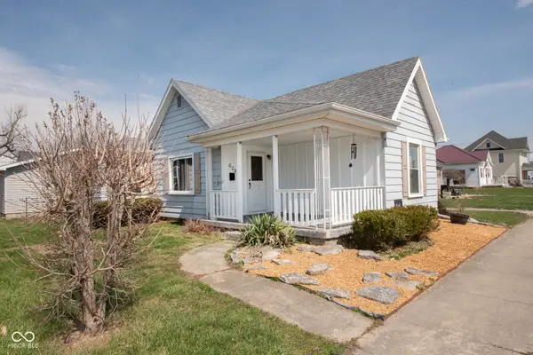 608 E Columbia Street, Flora, IN 46929