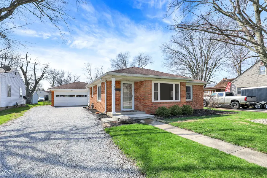 533 E College Avenue, Brownsburg, IN 46112 - #2