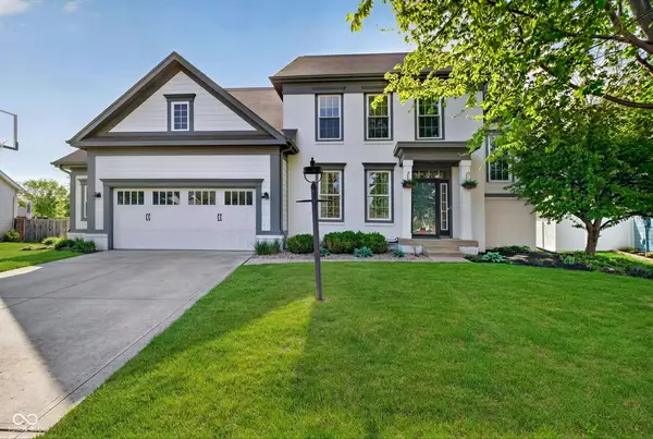 13714 Heatherfield Drive W, Fishers, IN 46038