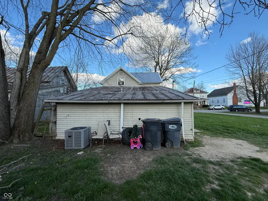 221 N Main Street, Modoc, IN 47358 - #3