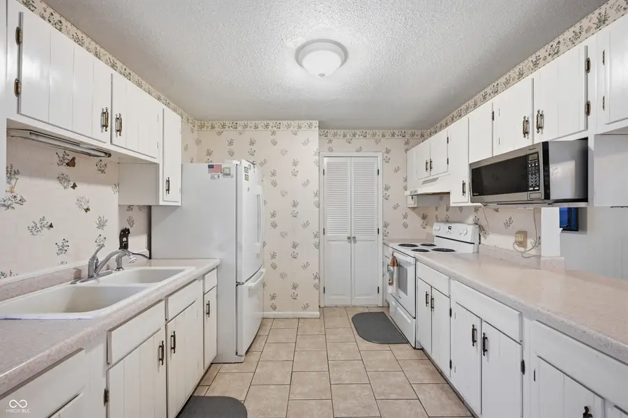 1617 Plymouth Drive, New Castle, IN 47362 - #3