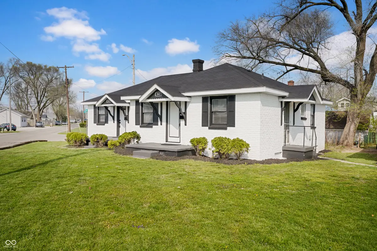 303 Hope Avenue, Columbus, IN 47201 - #1