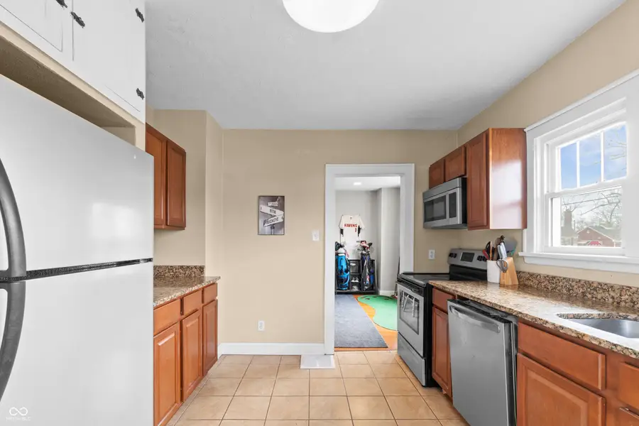 1302 E 8th Street, Anderson, IN 46012 - #3