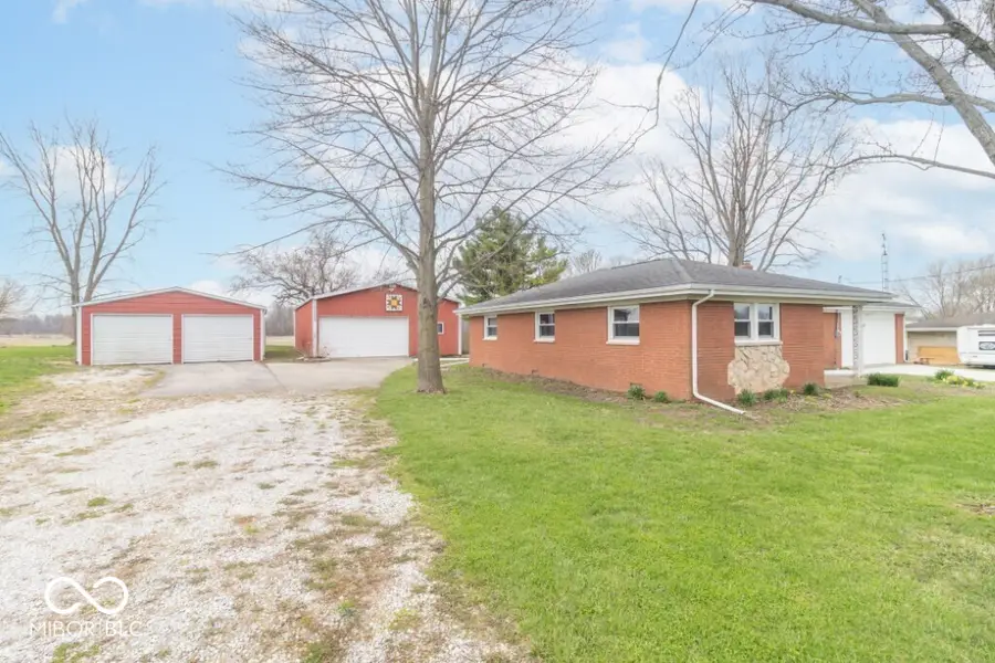 3215 E Brown Road, New Castle, IN 47362 - #3