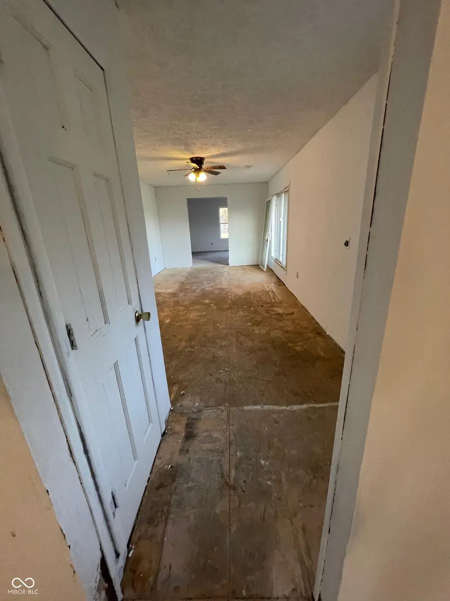 630 Trinton Circle, Bedford, IN 47421 - #3