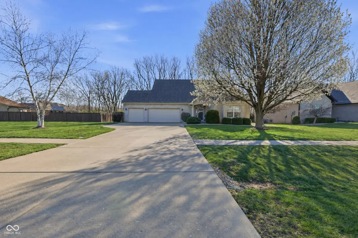 5975 S County Road 700 E, Plainfield, IN 46168 - #1