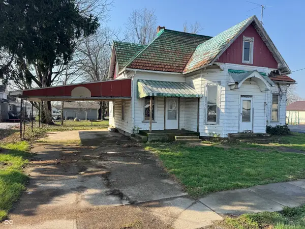 4 W Water Street, Cloverdale, IN 46120