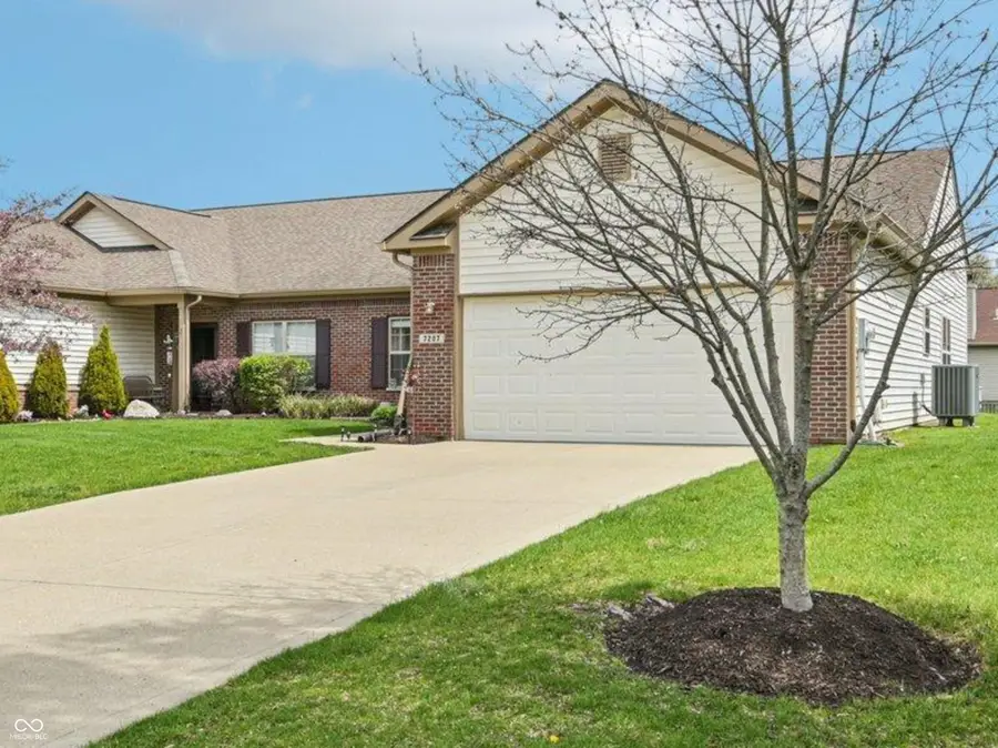 7207 Brant Pointe Circle, Indianapolis, IN 46217 - #2