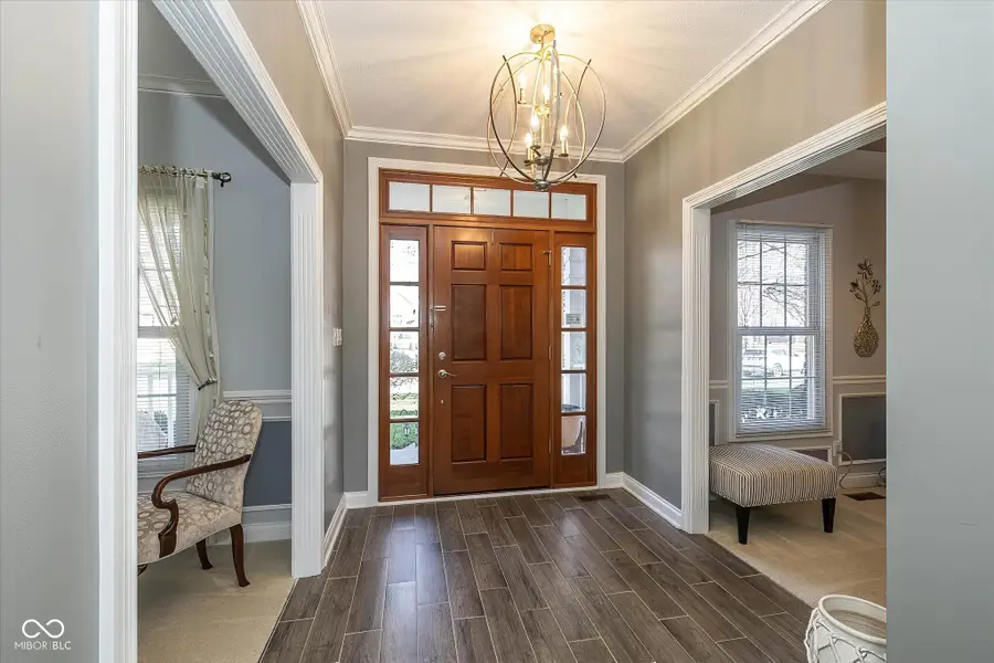 3973 Brockton Manor S Drive, Greenwood, IN 46143 - #2