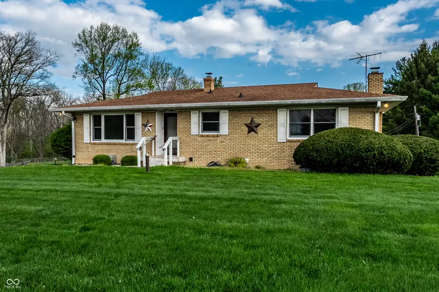 3902 W 300 S, New Palestine, IN 46163 - #2