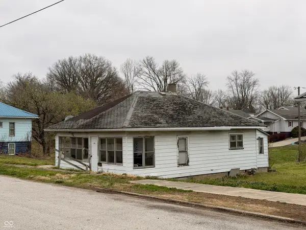 1004 N Washington Street, Bicknell, IN 47512