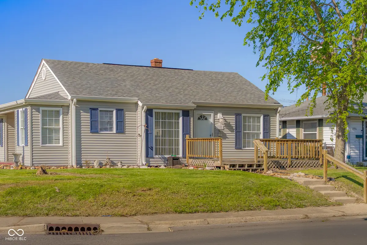 1902 14th Street, Columbus, IN 47201 - #1