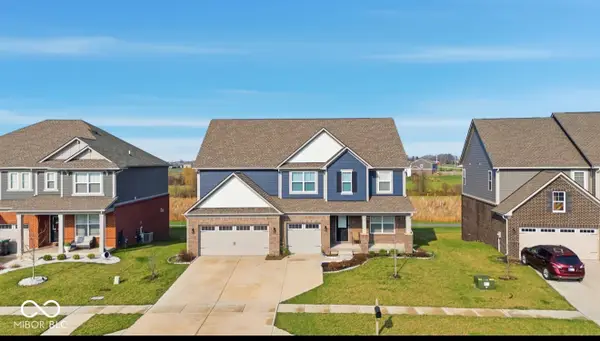 1986 Mccormick Drive, Greenwood, IN 46143