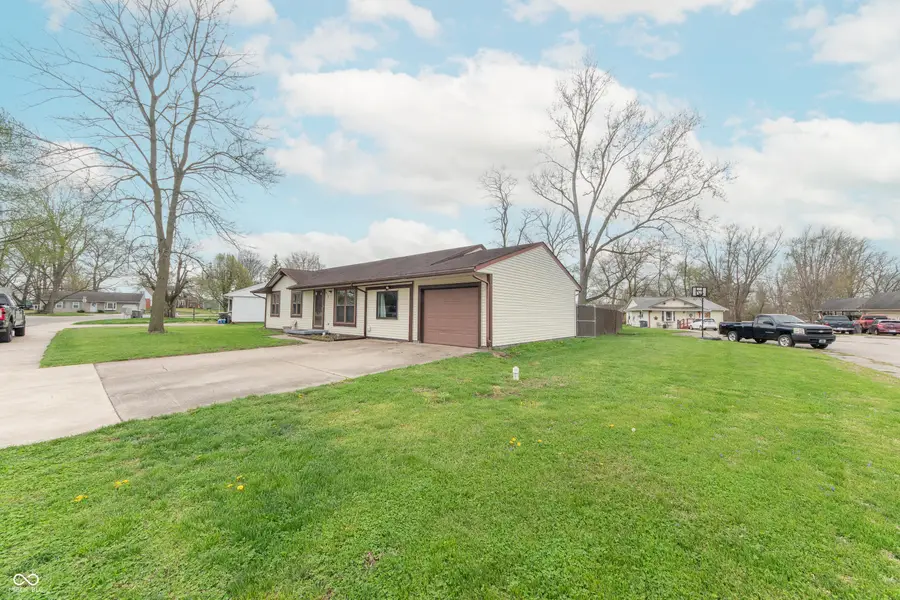 818 Garden Avenue, Seymour, IN 47274 - #2