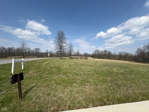 843 Ben Franklin Street, Cloverdale, IN 46120