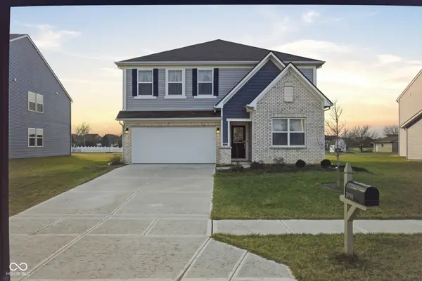 7658 Hillway Drive, Camby, IN 46113