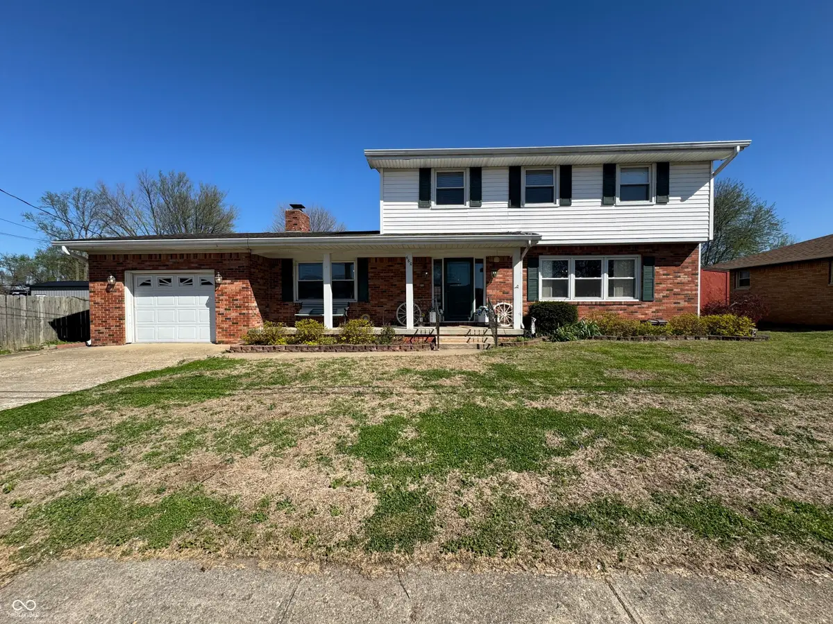 660 Dale Street, Martinsville, IN 46151 - #1