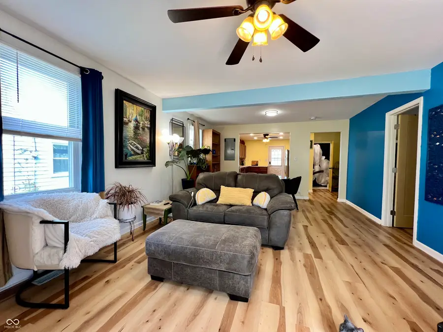 622 8th Street, Shelbyville, IN 46176 - #3