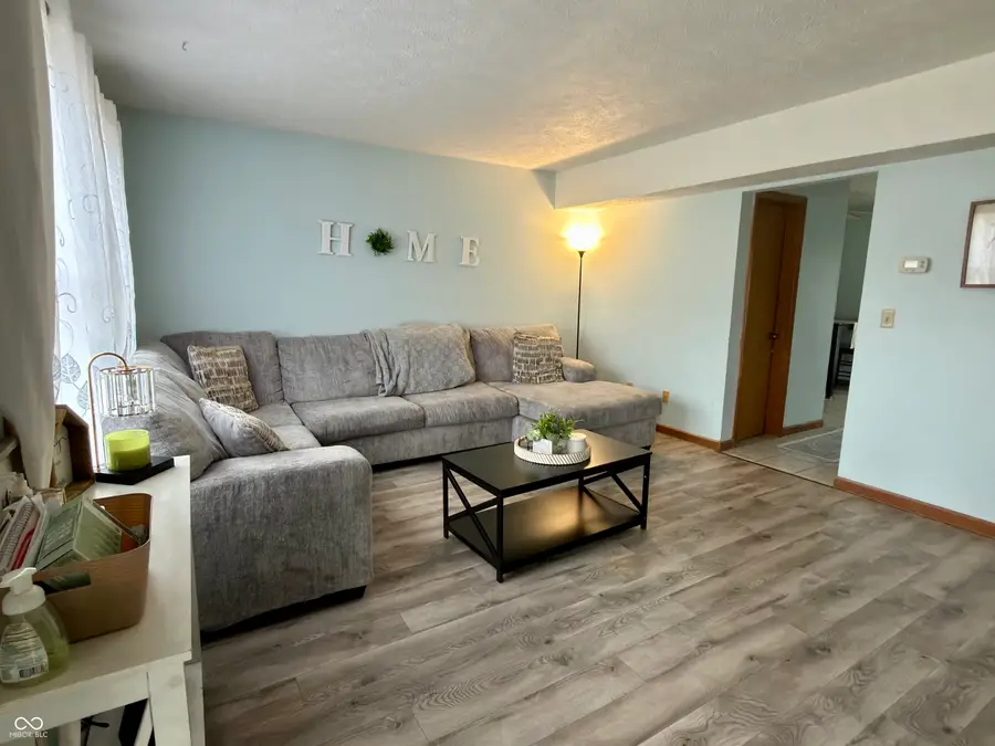 407 & 409 S Morris Street, Edinburgh, IN 46124 - #3