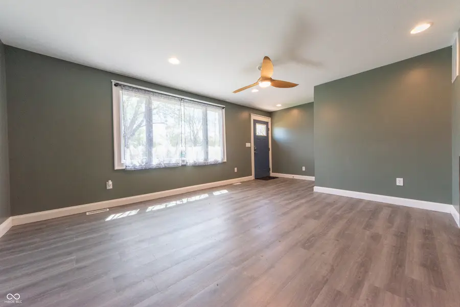 9636 E Randal Street, Columbus, IN 47203 - #3