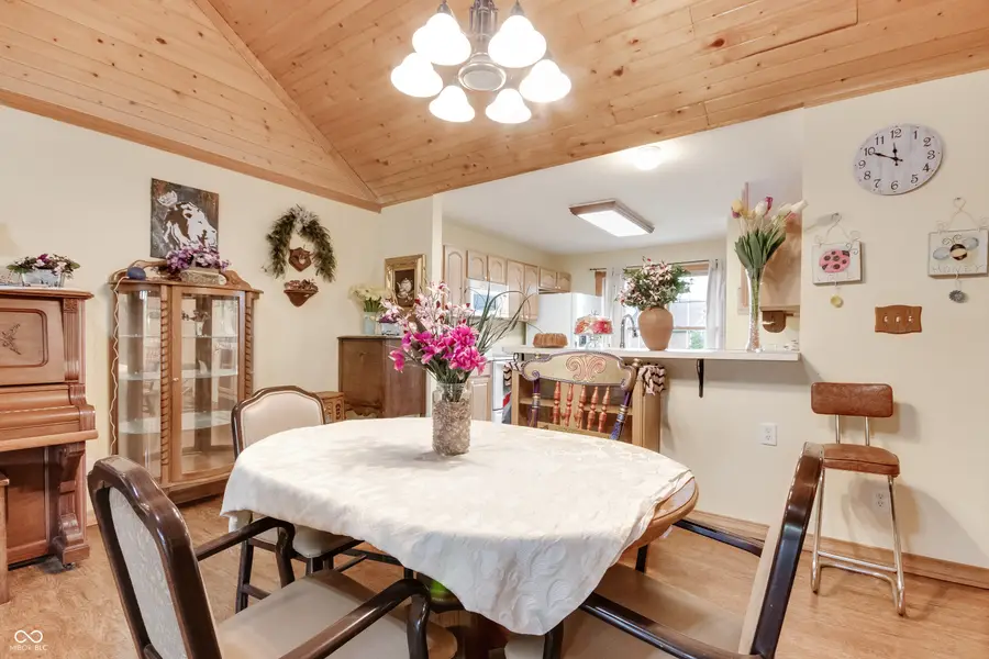 655 Mallards Crossing, Martinsville, IN 46151 - #3