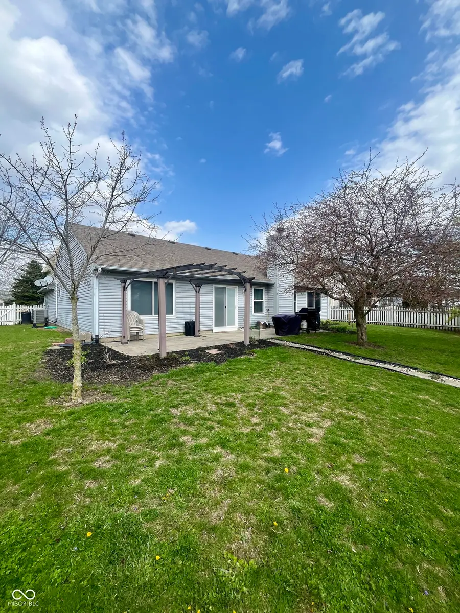 417 Countryside Drive, Lebanon, IN 46052 - #2