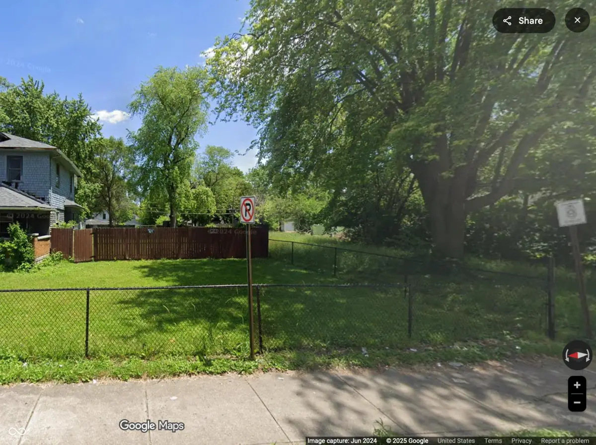 945 N Lasalle Street, Indianapolis, IN 46201 - #1