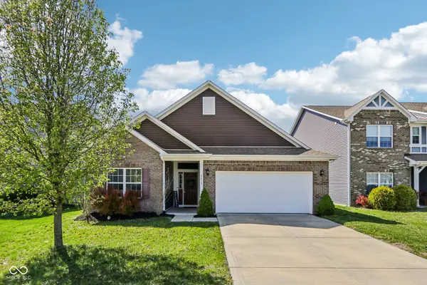 2418 Bridlewood Drive, Franklin, IN 46131