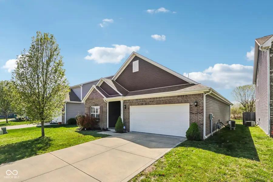 2418 Bridlewood Drive, Franklin, IN 46131 - #2
