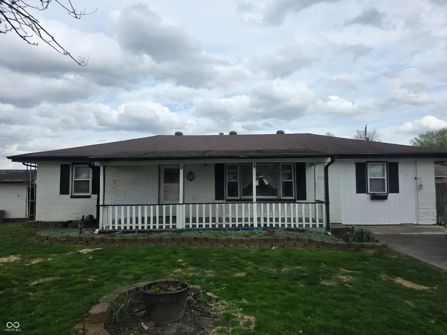 604 N Carroll Drive, Westport, IN 47283 - #2