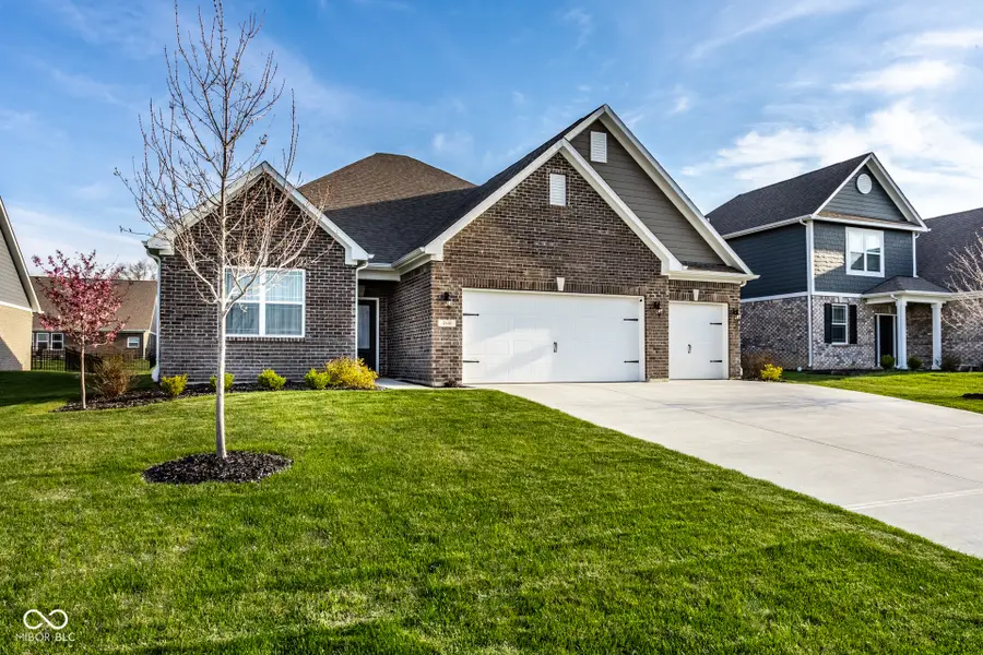 4848 W Jamestown Trace, New Palestine, IN 46163 - #2