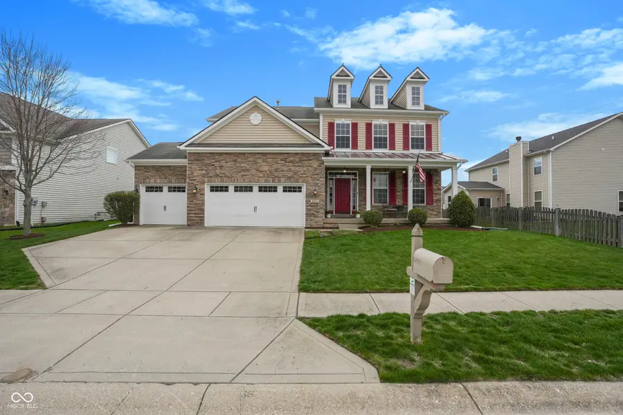 6093 Mountain Hawk Drive, Zionsville, IN 46077 - #2