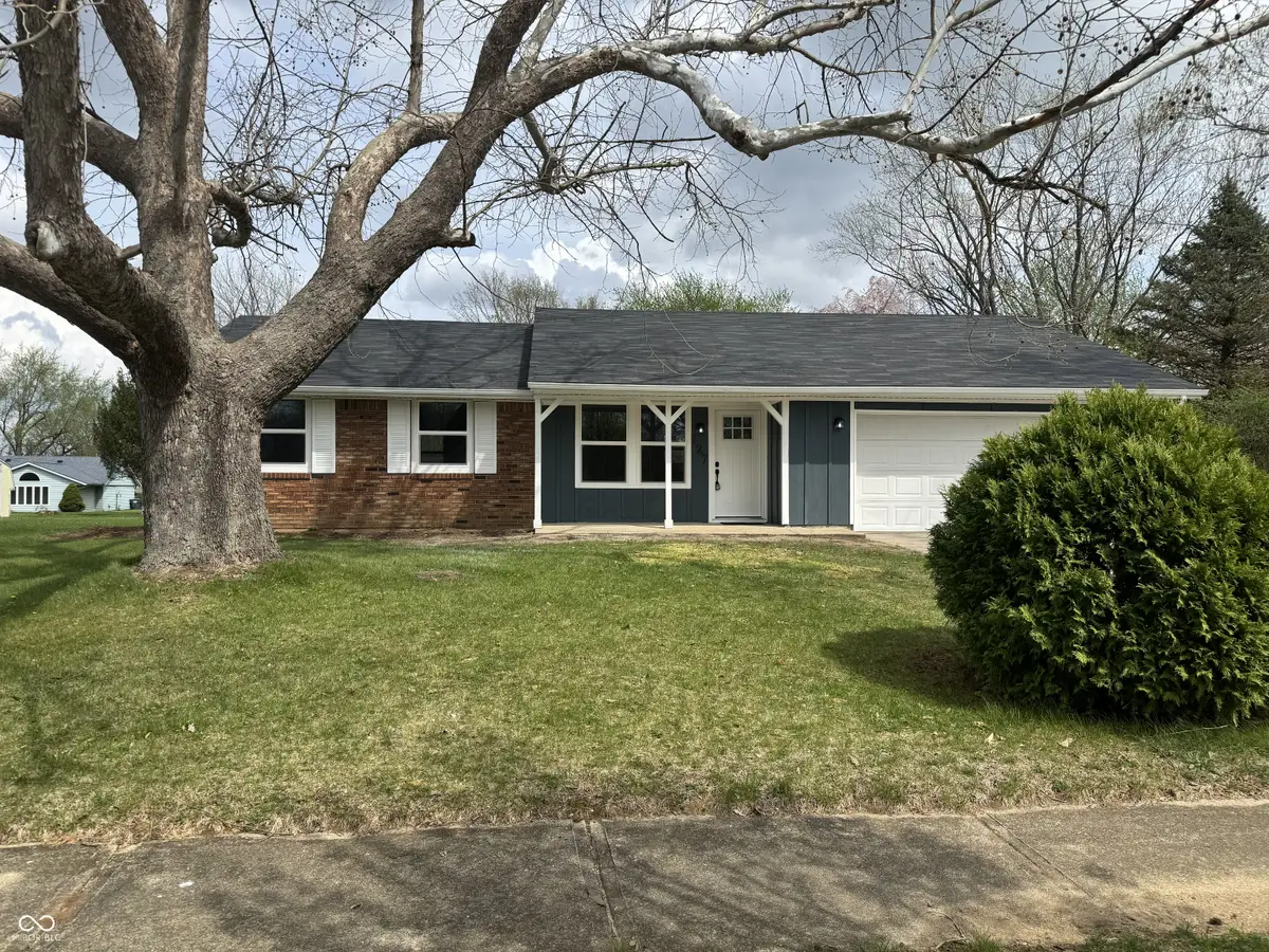 127 Pilgrim Court, Greenwood, IN 46142 - #1