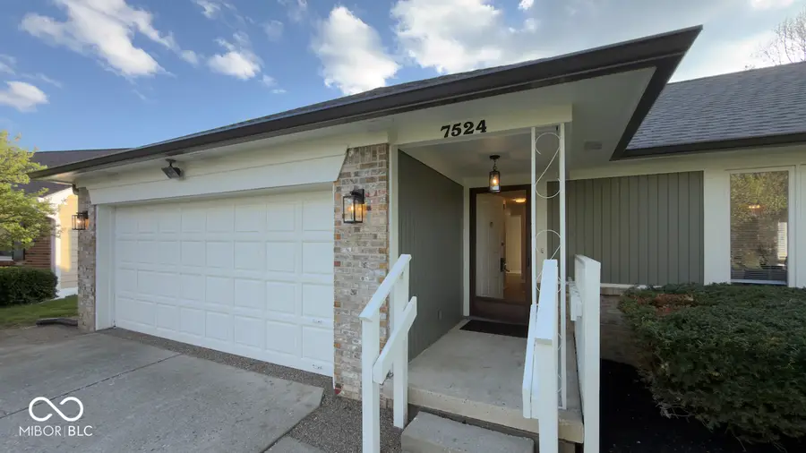7524 Old Oakland Boulevard West Drive, Indianapolis, IN 46236 - #2