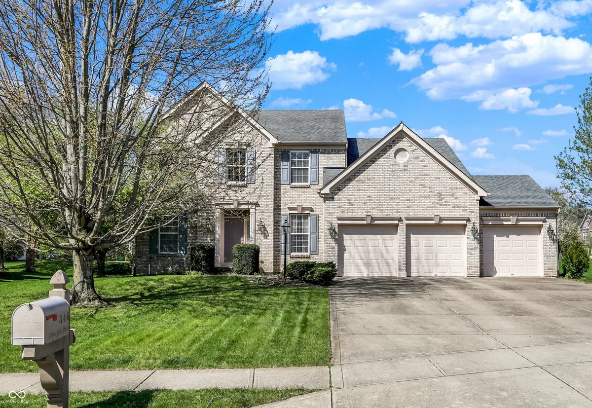 346 Arborglen Drive, Brownsburg, IN 46112 - #1