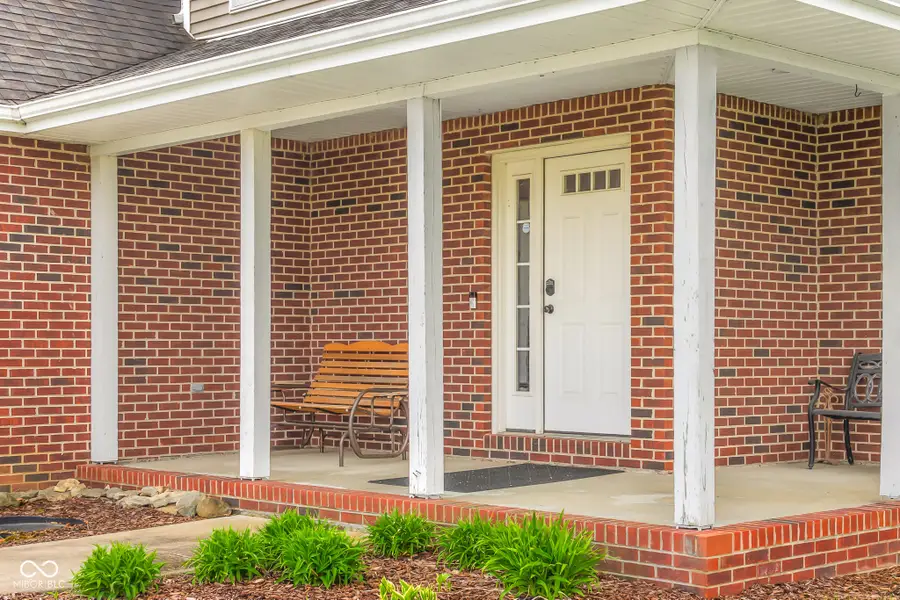 2093 Iroquois Trail, Columbus, IN 47203 - #3