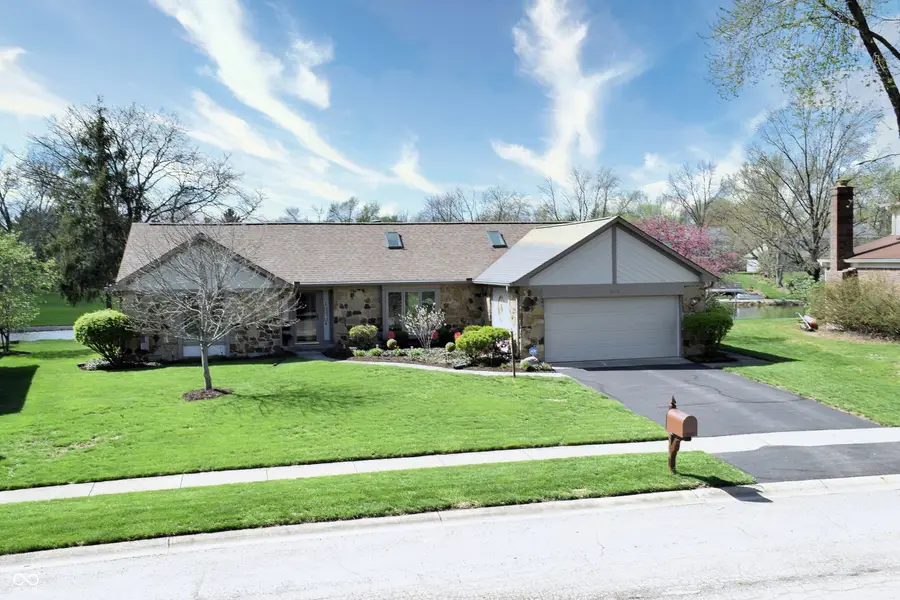 8014 Bayview Point, Indianapolis, IN 46256 - #2